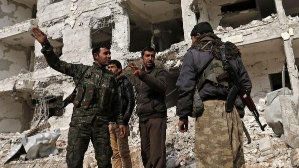 Siria, forze curde: ritiro delle truppe Usa è pugnalata alla schiena