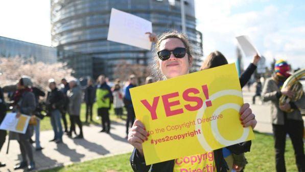 Copyright, ecco cosa cambia con la nuova normativa | Sui colossi del web l'impatto più rilevante