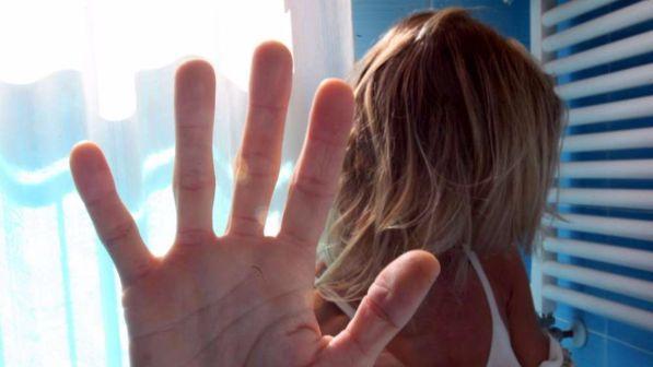 Palermo, esorcismi a luci rosse: una dodicenne si era ribellata al colonnello "guaritore"