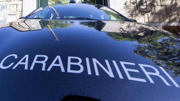 Roma, lascia il figlio di 3 anni in auto al freddo per giocare alle slot: arrestato