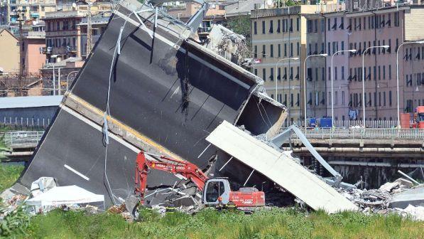 Crollo ponte, vertici Atlantia: con noi meno vittime | Verso class action in Usa