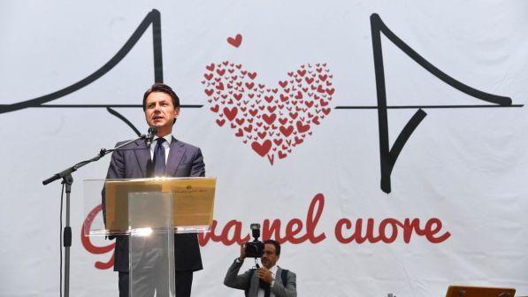 Ponte Morandi, un mese dopo: Genova si ferma a ricordare | Conte: "Entro 10 giorni il commissario"