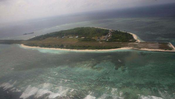 Nave americana nel mar cinese meridionale vicino a isola contesa