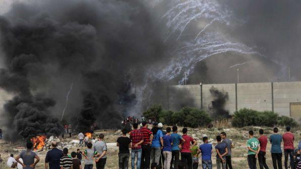 Scontri a Gaza: muore manifestante palestinese, 30 i feriti