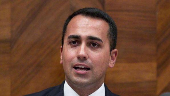 Manovra, Di Maio: soglia del 2,4% non cambierà, siamo Stato sovrano