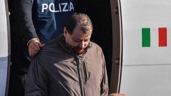 Battisti, Salvini: "Per vedere questo balordo 37 anni di attesa"