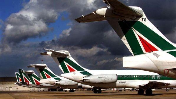 Alitalia, Air France-Klm smentisce le voci: "Nessuna offerta d'acquisto"