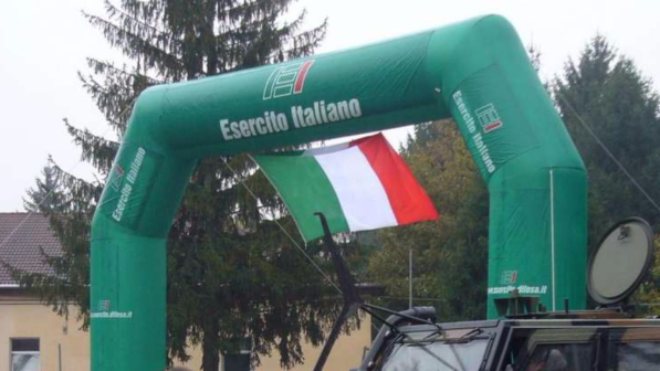 Napoli, 10mila euro ad alcuni militari per entrare nell'Esercito: due soldati arrestati e due sospesi