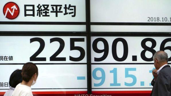Borsa, Tokyo chiude in netto calo: l'indice Nikkei perde il 2,26%