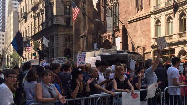 Usa, proteste in varie città dopo stop piano tutela per i "Dreamers"