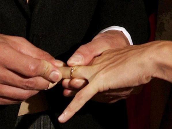 Istat: crollano i matrimoni tra i giovani italiani, -24% in cinque anni