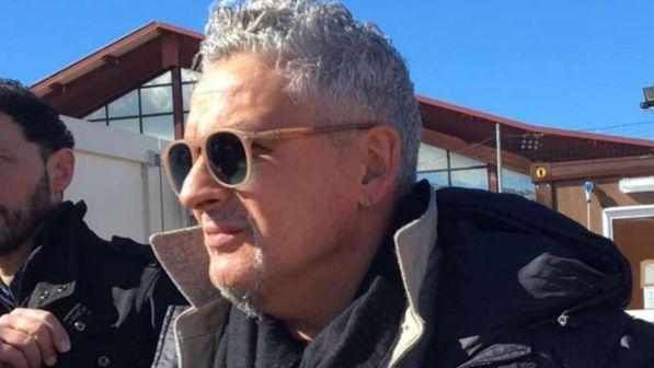Scrive sul suo blog "Buddista con il fucile e ignorante": Roberto Baggio lo porta in tribunale