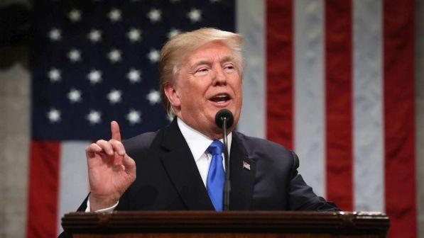 Usa, Trump: "Le donne non vogliono i migranti ma star sicure"