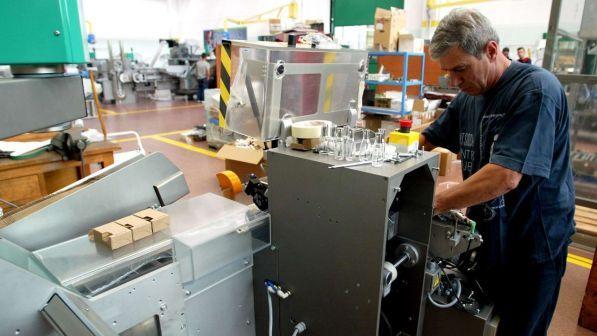 Istat, economia in fase di arretramento: Pil terzo trimestre -0,1%