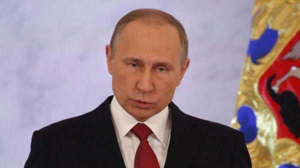 Siria, Putin: "Inaccettabile accusare qualcuno senza un'inchiesta"