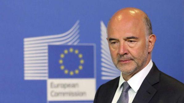 Moscovici: "L'episodio della scarpa fa sorridere ma c'è il rischio di fascismo"