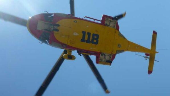 Bolzano, bimbo di 3 anni finisce in macchinario stalla: grave