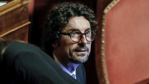 Toninelli: migranti mettevano in pericolo equipaggio Vos Thalassa