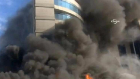 Istanbul, incendio in un hotel