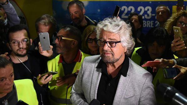 Rai, 30mila euro a Grillo per uno show | Il Pd attacca: "Folle usare così i soldi pubblici"