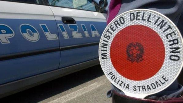 Napoli, Tir perde il carico di patate: 29enne travolta e uccisa