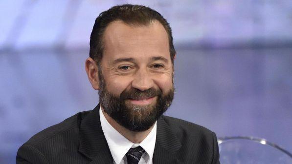 Fabio Volo contro Ariana Grande: "Il suo ultimo video è tutto un riferimento sessuale"