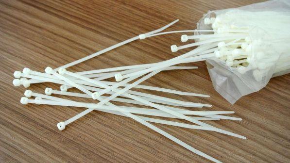 Roma, gioca con una fascetta intorno al collo: gravissima bimba di 3 anni