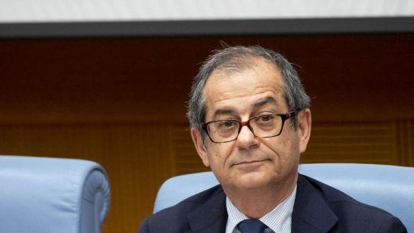 Tria rassicura Ue: Manovra non cambia, prevediamo debito scenderà