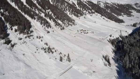 Valanga sulle Alpi Svizzere, almeno 4 dispersi