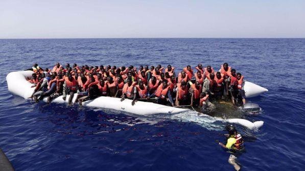 Migranti, fonti Bruxelles: 12mila sbarchi in 48 ore da 22 navi