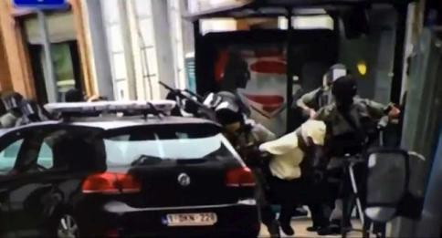 Belgio, ministro: "Salah aveva nuova rete di terroristi e preparava attacco"
