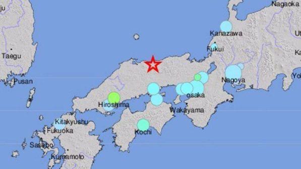 Giappone, violenta scossa di terremoto sulla prefettura di Tottori: magnitudo 6.2, nessun rischio tsunami