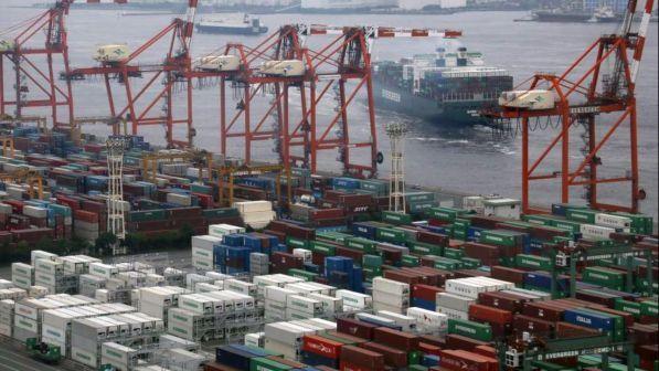 Export, Istat: a ottobre +0,5%, boom su anno +11,3%