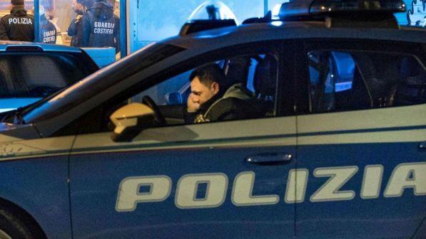 Genova: uomo armato nei pressi dello stadio, fermato un albanese