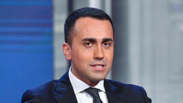 Vendita Ilva, Di Maio invia segnalazione all'Anticorruzione dopo la lettera-denuncia del governatore Emiliano