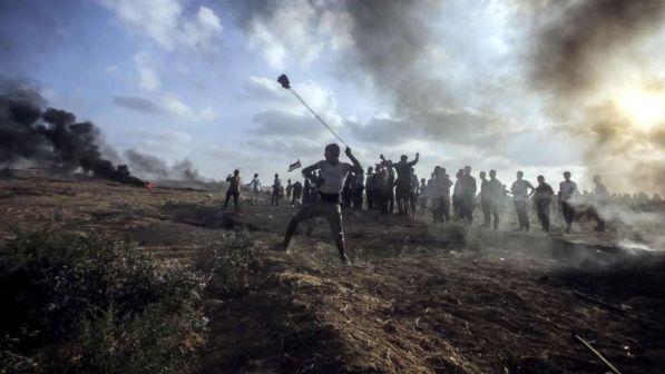 Razzi da Gaza verso Israele,ordine ad abitanti: "Chiudetevi in casa"