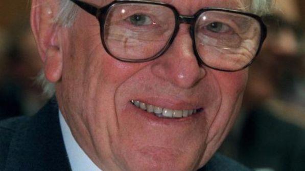Morto genetista Cavalli Sforza, dimostrò l'inesistenza delle razze umane