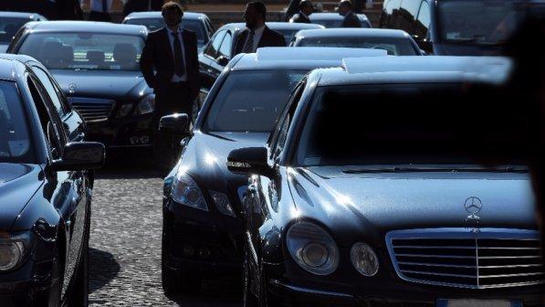 Auto blu, ministero P.a.: "1.049 vetture in meno nel 2016"