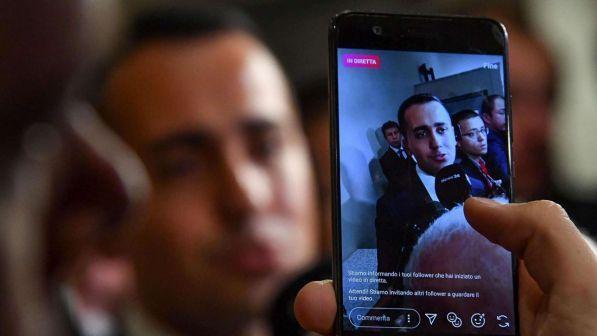 Def, Di Maio: "10 miliardi per reddito cittadinanza, 7 per Fornero"
