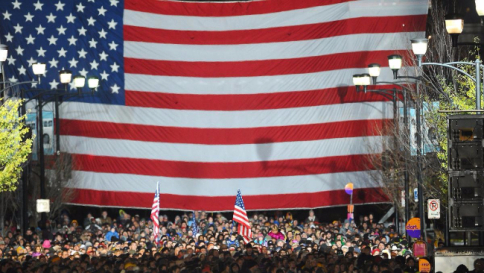 Usa, Laura Bush: momento xenofobo