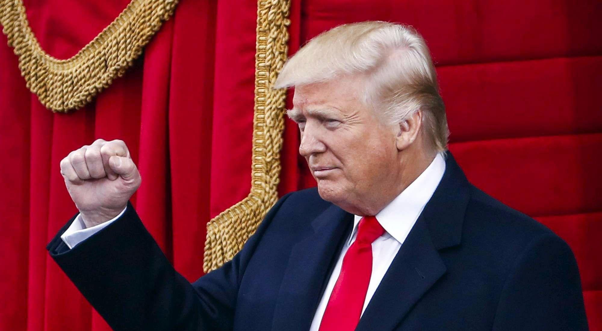 Esplode l'hashtag #MuslimBan con le storie di chi non potrà entrare negli Usa