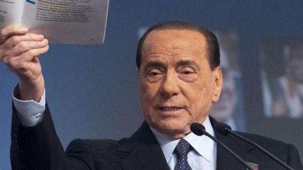 Berlusconi: "Caso Siri? Prova abissali differenze tra Lega e M5s"