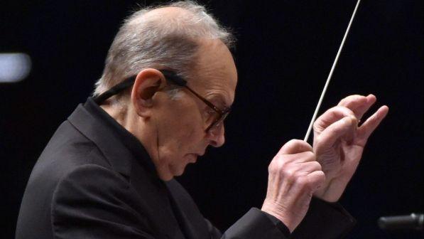 Ennio Morricone dice addio al palcoscenico: 20mila persone al suo ultimo concerto a Lucca