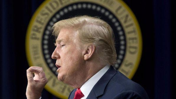 Migranti, Trump: "Le nostre leggi sono le più stupide al mondo"