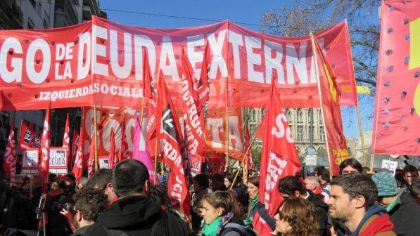 Argentina: la Banca centrale alza i tassi al 60%, sono i più alti al mondo
