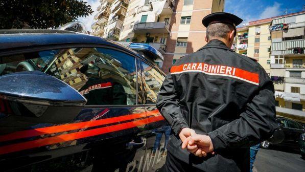 Siracusa, palpeggia giovane su un bus: arrestato
