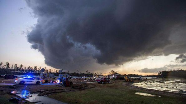 Usa, violenta tempesta in Georgia: almeno 18 le vittime