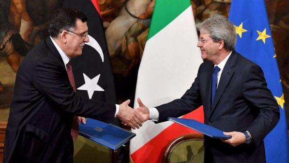Libia: per Tripoli l'Italia è un "Paese amico", ma per Tobruk la nostra missione resta "un'aggressione"