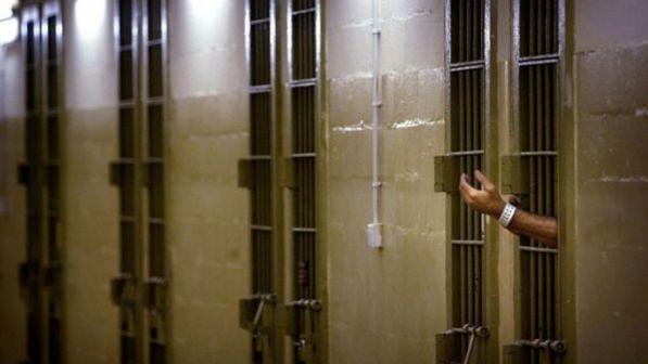 Modena, rapinatore si pente e scrive alla vittima: "Chiedo scusa, voglio risarcirti"| Premiato con i domiciliari