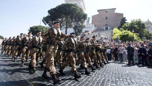 Polemica con la Trenta, tre generali disertano la parata del 2 giugno